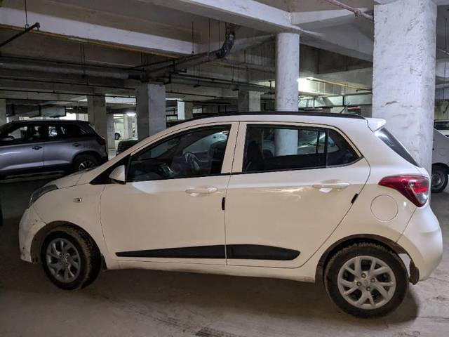 https://images10.gaadi.com/usedcar_image/4233336/original/4b172fddcde25472e01654f98f969364.jpg?imwidth=6400