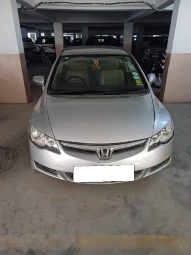 https://images10.gaadi.com/usedcar_image/4233422/original/processed_fd02cb3b-f351-4c2a-ab45-2281d54e9906.jpg?imwidth=6402