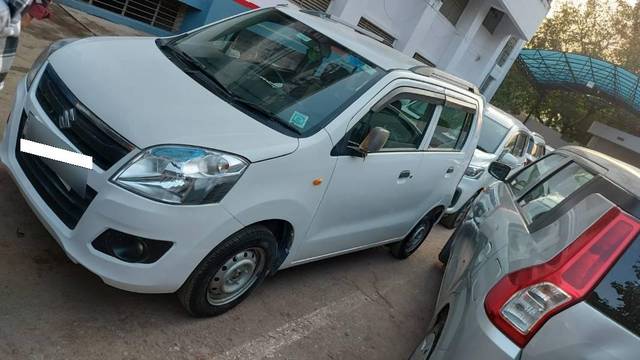 https://images10.gaadi.com/usedcar_image/4233433/original/processed_47ed481d-7e51-4e2b-9a55-acd925189688.jpg?imwidth=6402