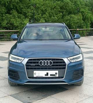 Audi Q3 2015-2017 Audi Q3 30 TDI S Edition