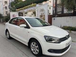 Volkswagen Vento 2013-2015 Volkswagen Vento 1.2 TSI Comfortline AT