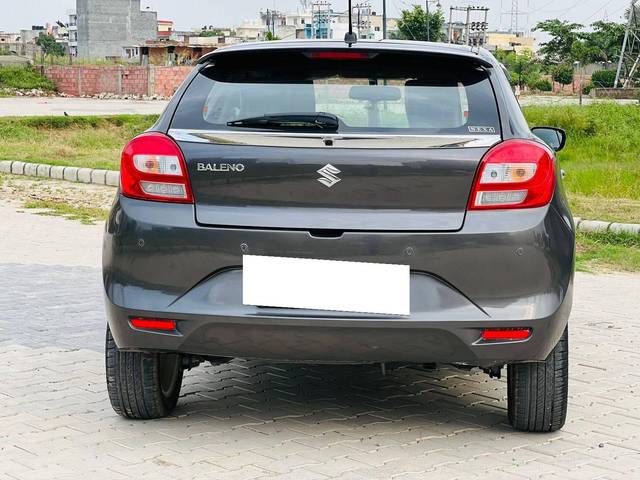 https://images10.gaadi.com/usedcar_image/4233569/original/processed_2e188d322f1135d3e2934f108254bd55.jpg?imwidth=6401