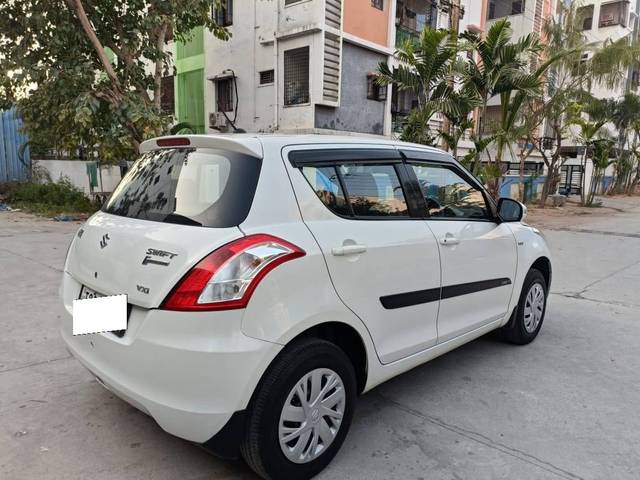 https://images10.gaadi.com/usedcar_image/4233572/original/processed_64678663259bbad17f041b32bb8e0c3d.jpg?imwidth=6402