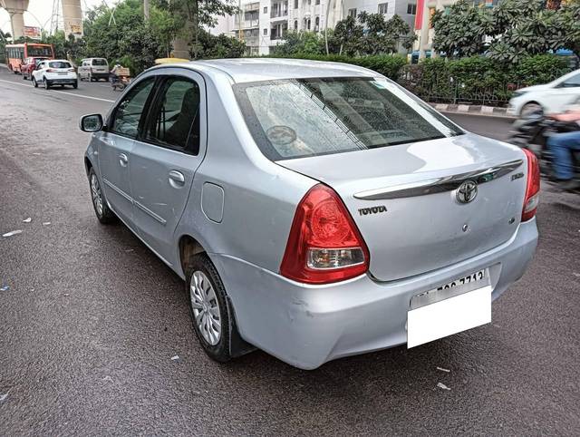 https://images10.gaadi.com/usedcar_image/4233626/original/processed_d4b34f13ca4f87468dd817799da7a8f6.jpg?imwidth=6402