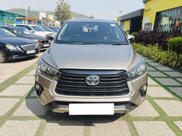 https://images10.gaadi.com/usedcar_image/4233649/original/processed_d542cab238b0ca362851cb12ea13cee8.jpg?imwidth=6400