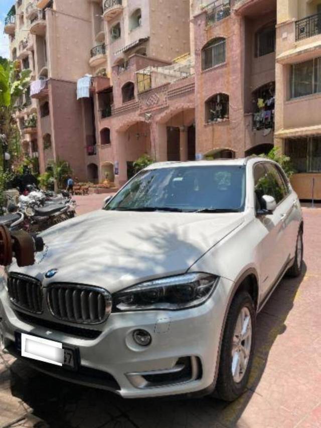 https://images10.gaadi.com/usedcar_image/4233654/original/processed_0374c5a4f50e3d703f821be7139f216e.jpeg?imwidth=6400