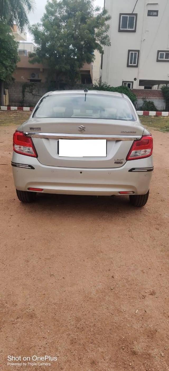 https://images10.gaadi.com/usedcar_image/4233828/original/processed_2452b2750747dc471cd3e32a35e144c0.jpg?imwidth=6402