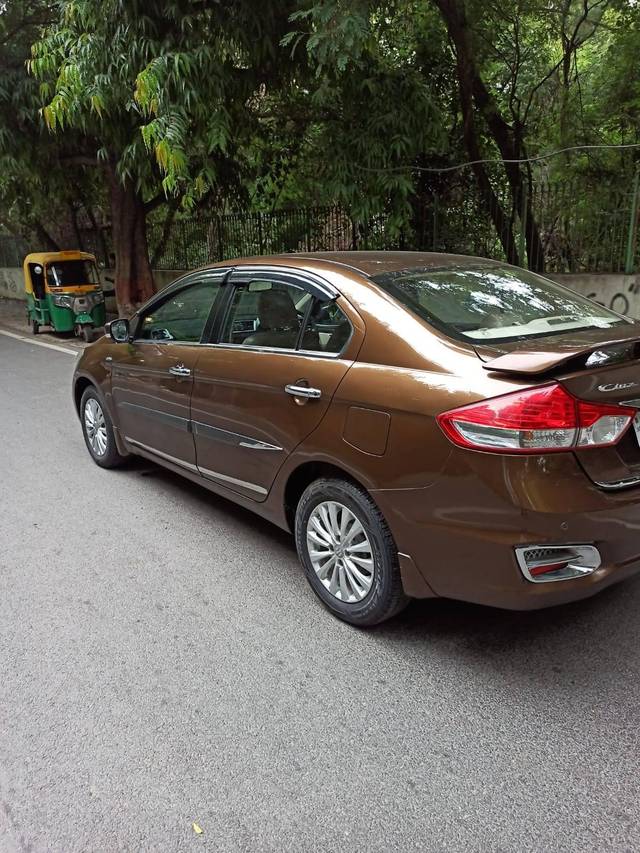 https://images10.gaadi.com/usedcar_image/4233843/original/processed_80e8a000ace5ca1ef75719030954f964.jpg?imwidth=6402