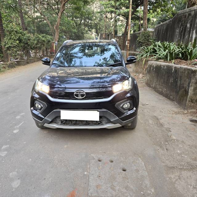 https://images10.gaadi.com/usedcar_image/4233846/original/processed_131d55706ce60e50cee409ae2115d780.jpg?imwidth=6402