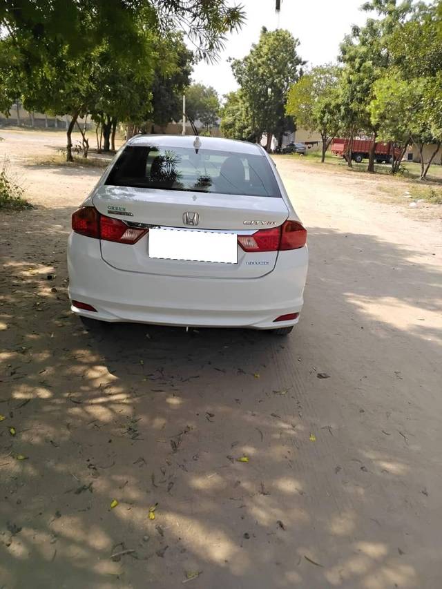 https://images10.gaadi.com/usedcar_image/4233874/original/processed_305cc5374c13366862fc7d002a69deed.jpg?imwidth=6401