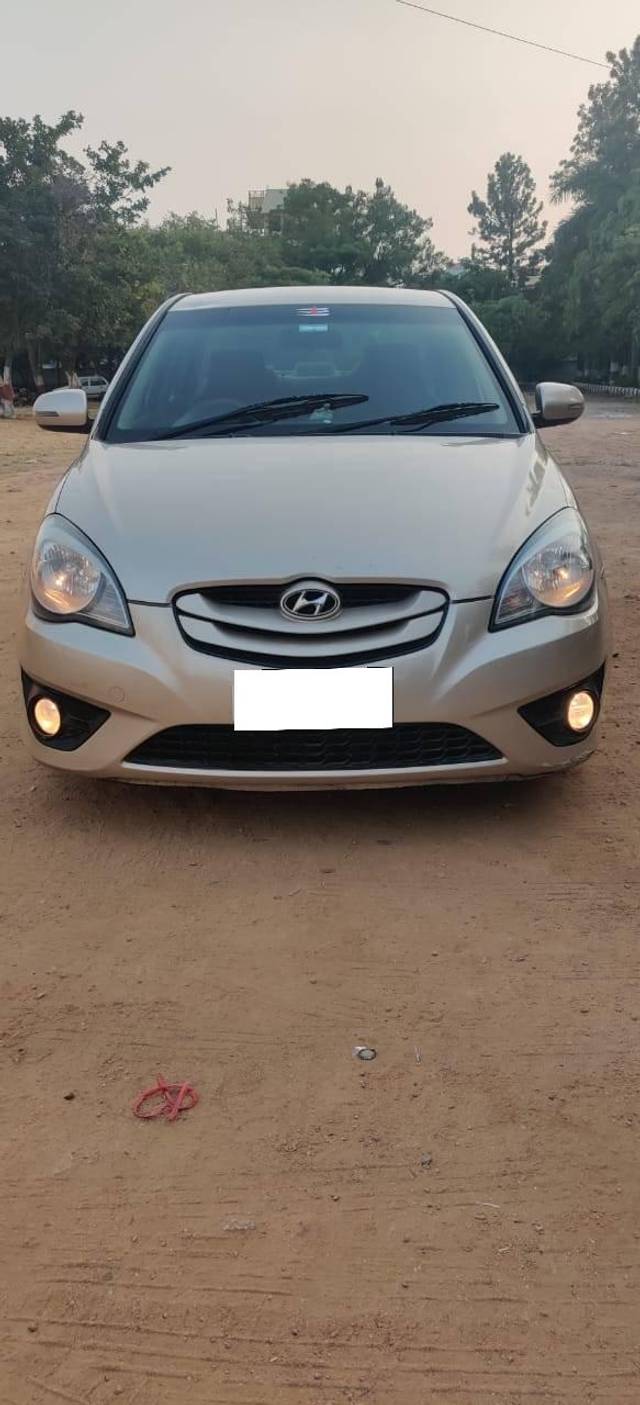 https://images10.gaadi.com/usedcar_image/4233880/original/processed_0245115d56eafd0fe96ea4ec089a76fa.jpg?imwidth=6400