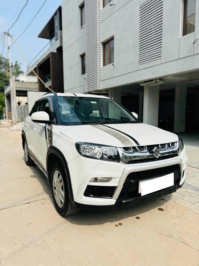 https://images10.gaadi.com/usedcar_image/4233908/original/processed_a560a829f870a8ff7dad0d8eec24b3ad.jpeg?imwidth=6400