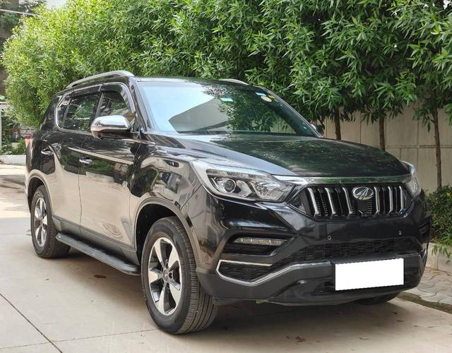 https://images10.gaadi.com/usedcar_image/4233915/original/processed_6b195a578fabb037de011cbb297ce717.jpg?imwidth=6400