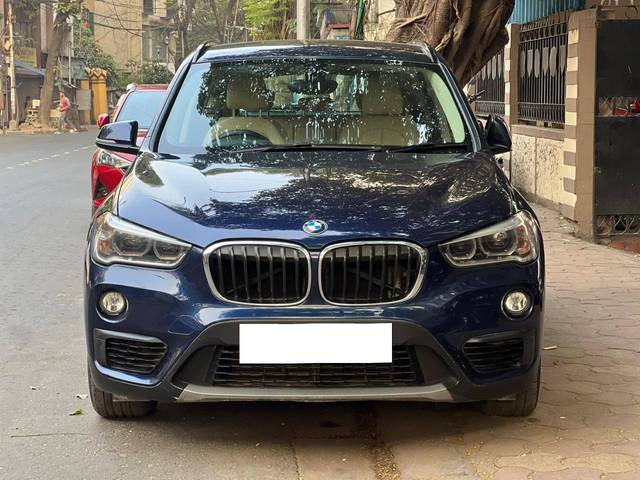 https://images10.gaadi.com/usedcar_image/4233994/original/processed_8f1a1177d1e8505f0bccb2e3bd20efd2.jpg?imwidth=6400