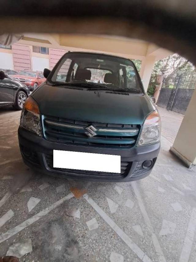 https://images10.gaadi.com/usedcar_image/4234038/original/processed_f05ca406-f669-451e-becb-dcb3786a533c.jpg?imwidth=6400