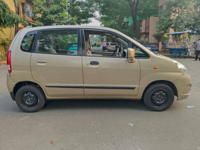 https://images10.gaadi.com/usedcar_image/4234061/original/27266c94f370116716a53cd561470355.jpg?imwidth=6401