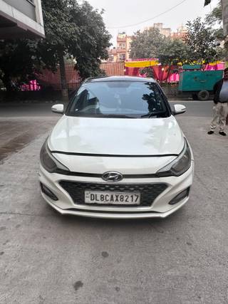 Hyundai Elite i20 2017-2020 Hyundai i20 Sportz Plus CVT BSIV