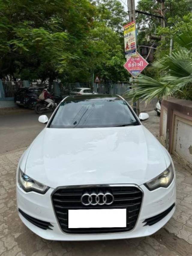 https://images10.gaadi.com/usedcar_image/4234147/original/processed_baa5cec2-673b-4520-b746-ba7f99c33393.jpg?imwidth=6400