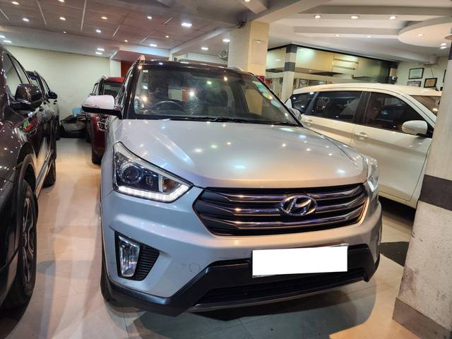 https://images10.gaadi.com/usedcar_image/4234245/original/processed_b9de21a4fc48d13513645c44132ffddf.jpg?imwidth=6400