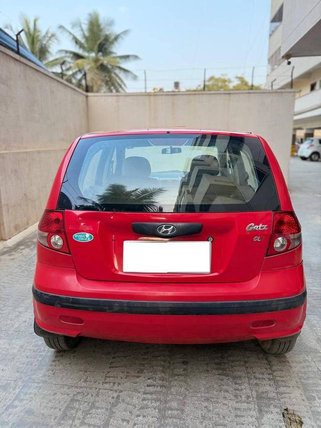 https://images10.gaadi.com/usedcar_image/4234302/original/processed_d2e1fe7e829ec58a858573ce46f7234f.jpg?imwidth=6401