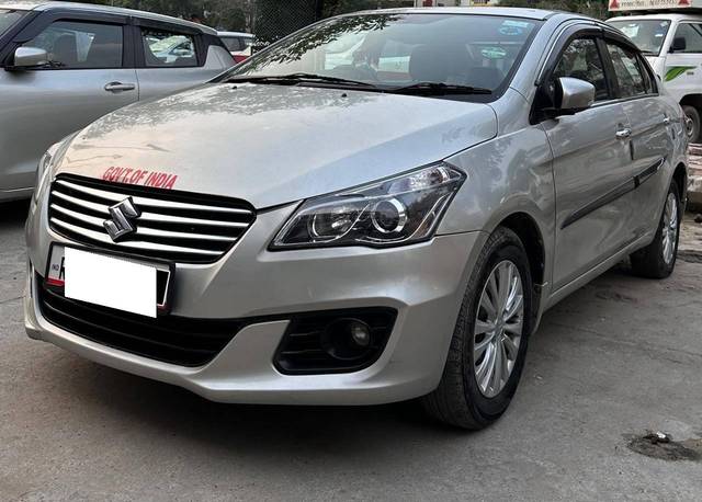 https://images10.gaadi.com/usedcar_image/4234327/original/processed_317ac0ae01abc501d46d030ff6f29da7.jpg?imwidth=6401