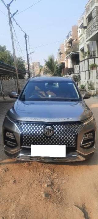 MG Hector Plus MG Hector Plus Savvy Pro CVT 7 Str