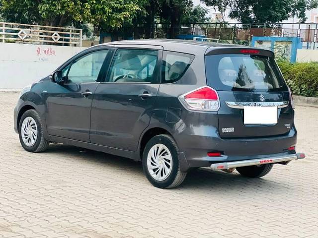 https://images10.gaadi.com/usedcar_image/4234430/original/processed_1a7bff22-9fda-4e6a-b530-0688bb41c809.jpg?imwidth=6402