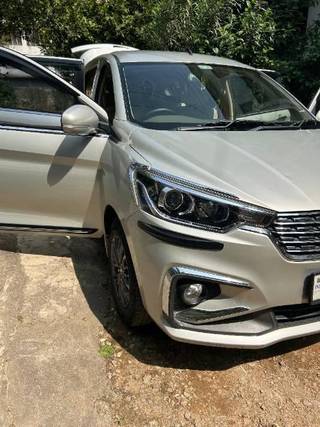 Maruti Ertiga 2015-2022 Maruti Ertiga ZXI AT