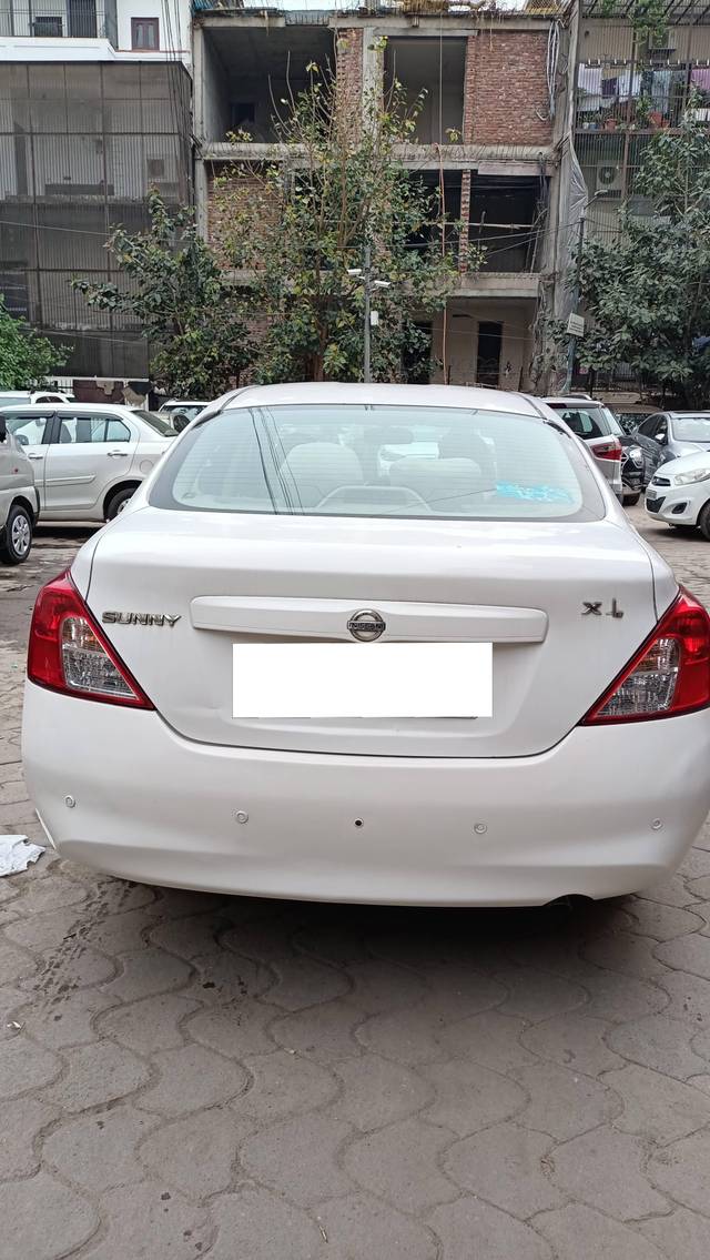 https://images10.gaadi.com/usedcar_image/4234635/original/processed_30b374fd10afe32e231cbba285387220.jpg?imwidth=6401