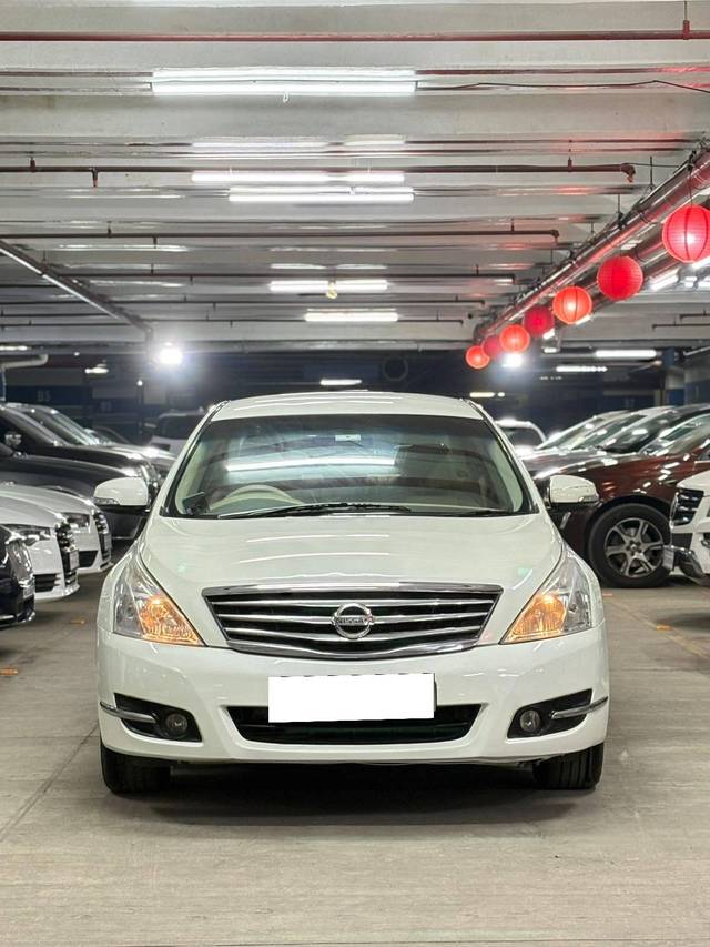 https://images10.gaadi.com/usedcar_image/4234757/original/processed_fb8e5093525772ccbc6420ac15aa43dc.jpg?imwidth=6402