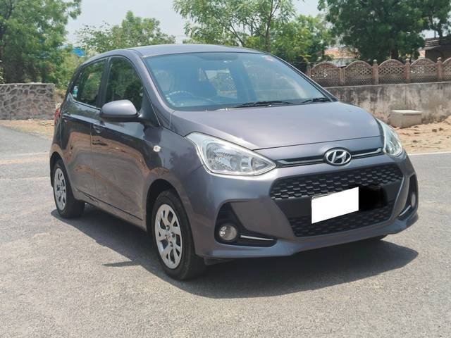 https://images10.gaadi.com/usedcar_image/4234768/original/processed_ac7875d04b1b23d868b61e785cbc5264.jpg?imwidth=6400