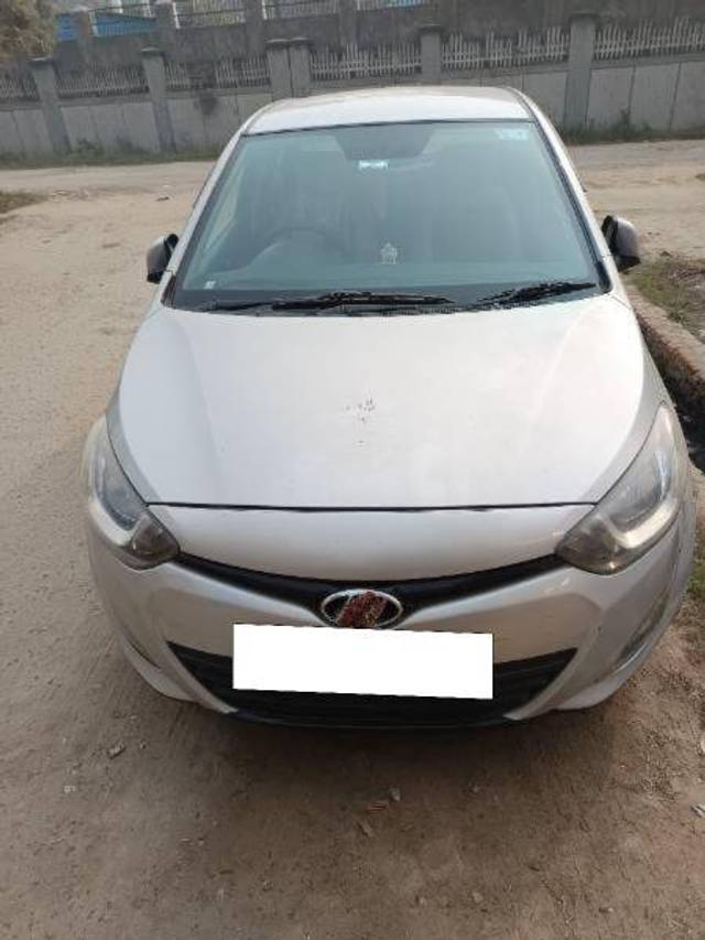 https://images10.gaadi.com/usedcar_image/4234894/original/5c81de225c64de0369c6b2447dc390c4.jpg?imwidth=6400