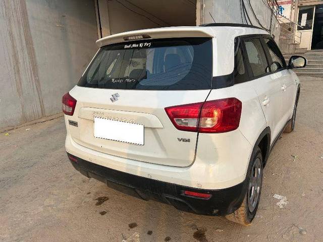 https://images10.gaadi.com/usedcar_image/4234949/original/ad3365fd04e2e93970c4365531db8770.jpeg?imwidth=6401