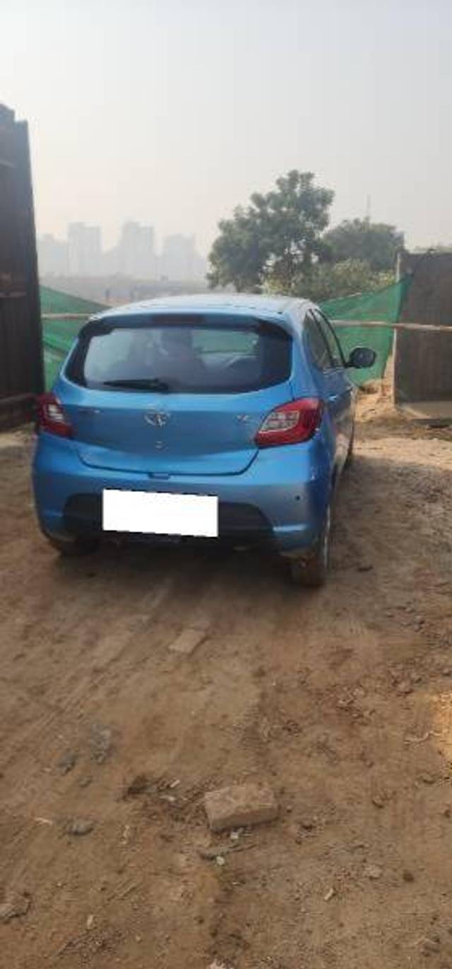 https://images10.gaadi.com/usedcar_image/4234952/original/dd6806c092ec127f93087d9d14812741.jpg?imwidth=6400