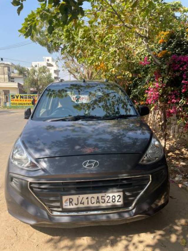 https://images10.gaadi.com/usedcar_image/4234954/original/a49d877846ce7ed65375684fc648e176.jpeg?imwidth=6400