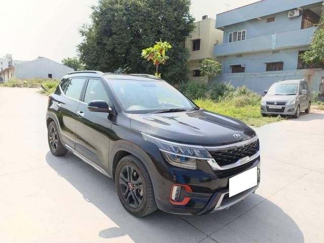 https://images10.gaadi.com/usedcar_image/4235015/original/processed_9bc8980899382699631ff8d96ad0777a.jpg?imwidth=6400