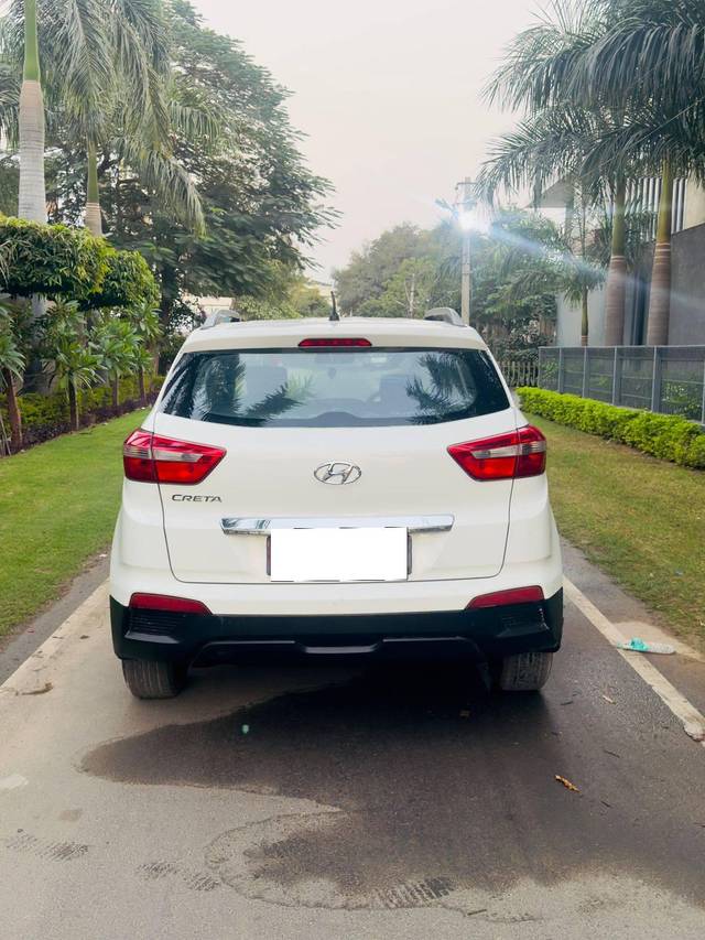 https://images10.gaadi.com/usedcar_image/4235019/original/processed_18e142b2880895723b103661e062d685.jpg?imwidth=6401