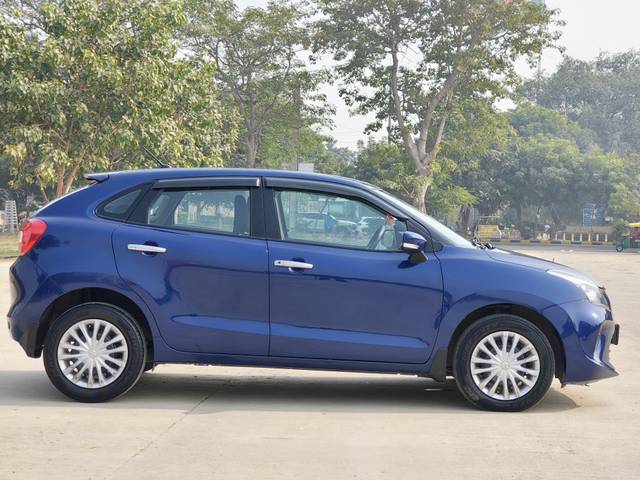 https://images10.gaadi.com/usedcar_image/4235033/original/processed_ecfc7971dc912b64d388368aeb84113c.jpg?imwidth=6401