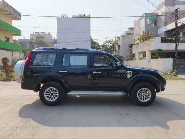 https://images10.gaadi.com/usedcar_image/4235048/original/635f111cf281ccbf30b8f51d25a6b2c2.jpg?imwidth=6401