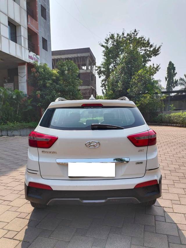 https://images10.gaadi.com/usedcar_image/4235091/original/processed_d237a7169ef73cadae9d87c93a16c588.jpg?imwidth=6402