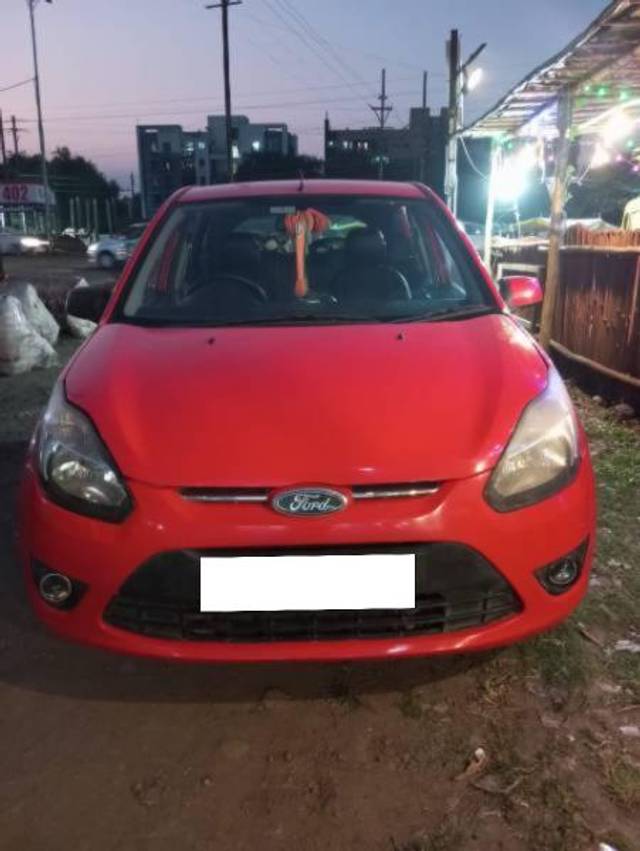 https://images10.gaadi.com/usedcar_image/4235202/original/processed_dd572aa0-1298-4ebc-9db7-848bf733db1e.jpg?imwidth=6400