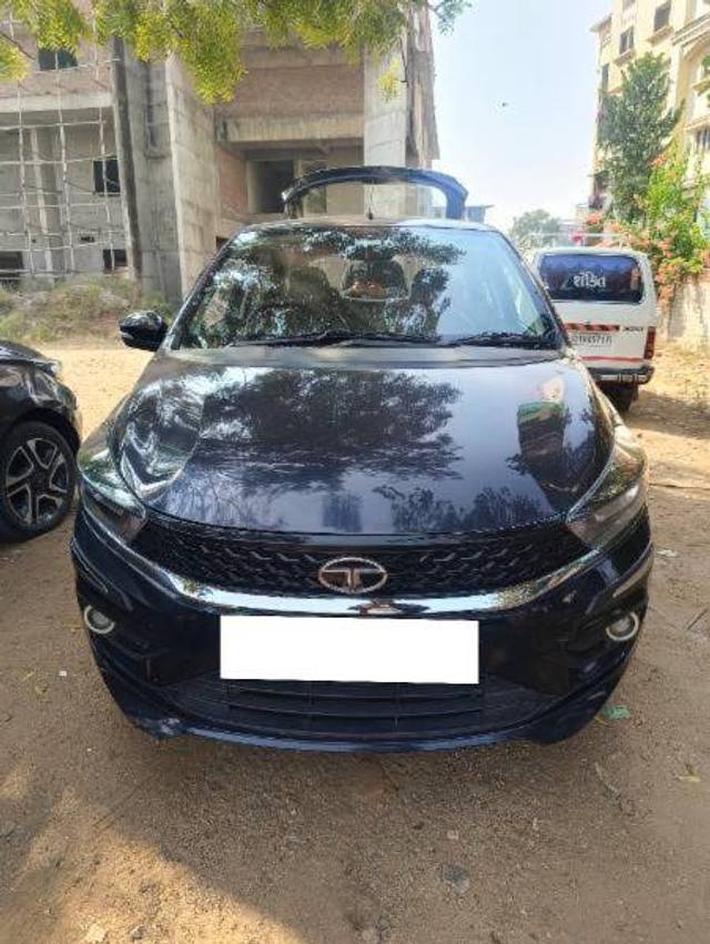 https://images10.gaadi.com/usedcar_image/4235267/original/fa62ab1820070e01b32f8d1564adde1a.jpg?imwidth=6400