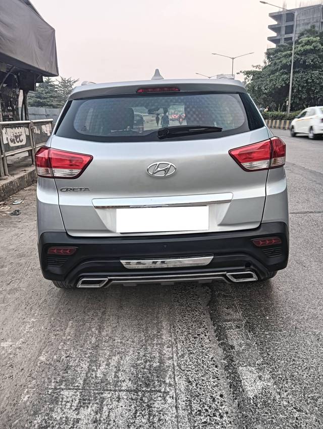 https://images10.gaadi.com/usedcar_image/4235304/original/processed_9f75c94cdfed8d7808d465368b2b5b81.jpg?imwidth=6402