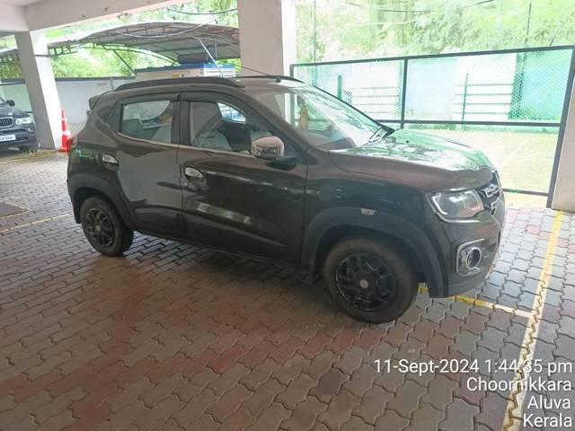 https://images10.gaadi.com/usedcar_image/4235322/original/processed_740135b7-ae2e-492a-a342-658984f69dd7.jpg?imwidth=6402