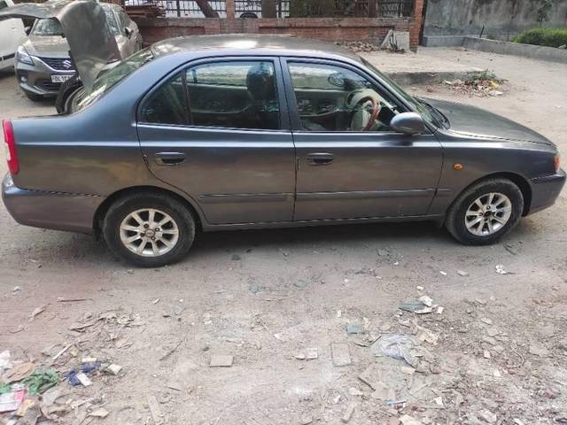 https://images10.gaadi.com/usedcar_image/4235347/original/processed_7bae16bc-a995-425b-92d9-a04d166fd813.jpg?imwidth=6402