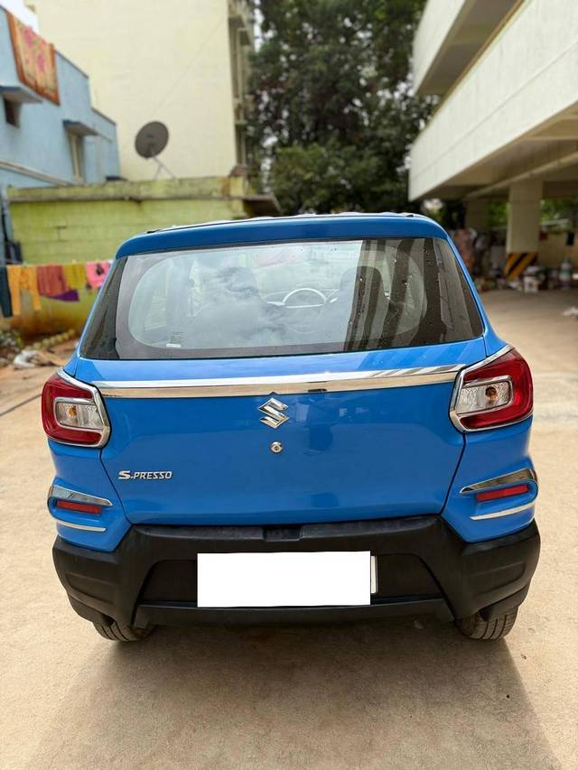 https://images10.gaadi.com/usedcar_image/4235391/original/processed_5979b6a6517d4ab94eaed64844e50e95.jpg?imwidth=6401