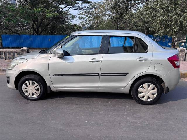 https://images10.gaadi.com/usedcar_image/4235395/original/processed_1fd4ece38f72432d6de082ce8c557068.jpg?imwidth=6402