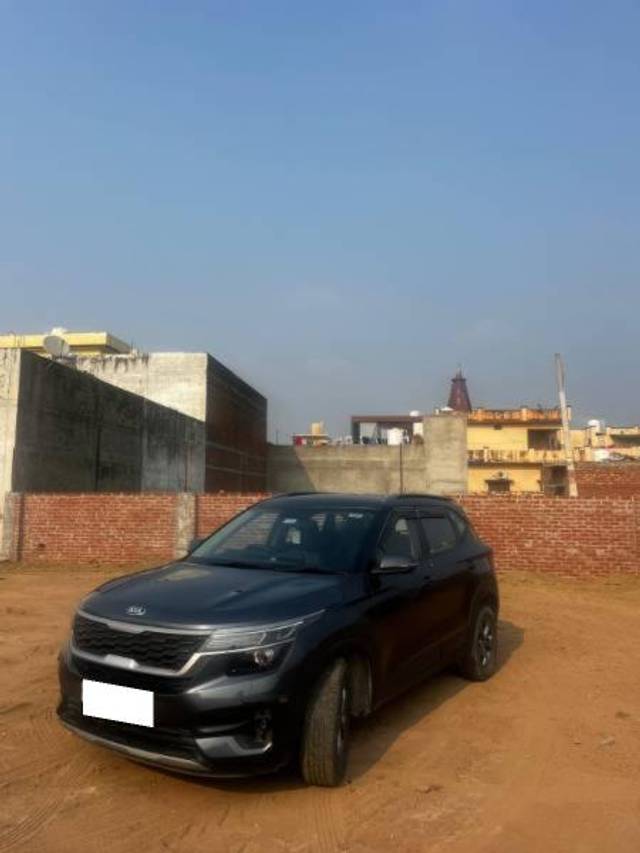 https://images10.gaadi.com/usedcar_image/4235451/original/processed_fd18c41d-92db-4df5-b30f-d9231af3dbd0.jpg?imwidth=6400