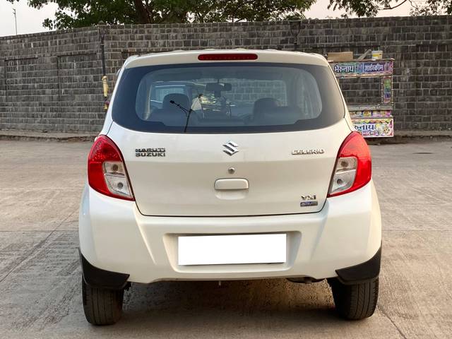 https://images10.gaadi.com/usedcar_image/4235528/original/processed_24c210818b4b7fb0244b965f6bb8b5be.jpg?imwidth=6402