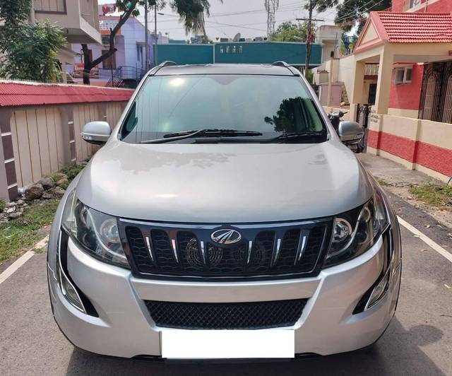 https://images10.gaadi.com/usedcar_image/4235540/original/processed_8f97b2b4e4499ed2b14b7aad627e600f.jpg?imwidth=6401